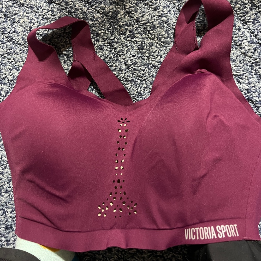 High support sports bra